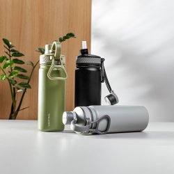 Termo fľaša z nehrdzavejúcej ocele 650 ml čierna matná - To Go
